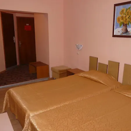 Ξενοδοχείο Family